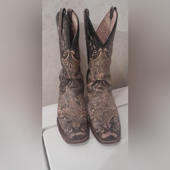 Circle G Black and Gold Western Boots - Picture 1 of 1